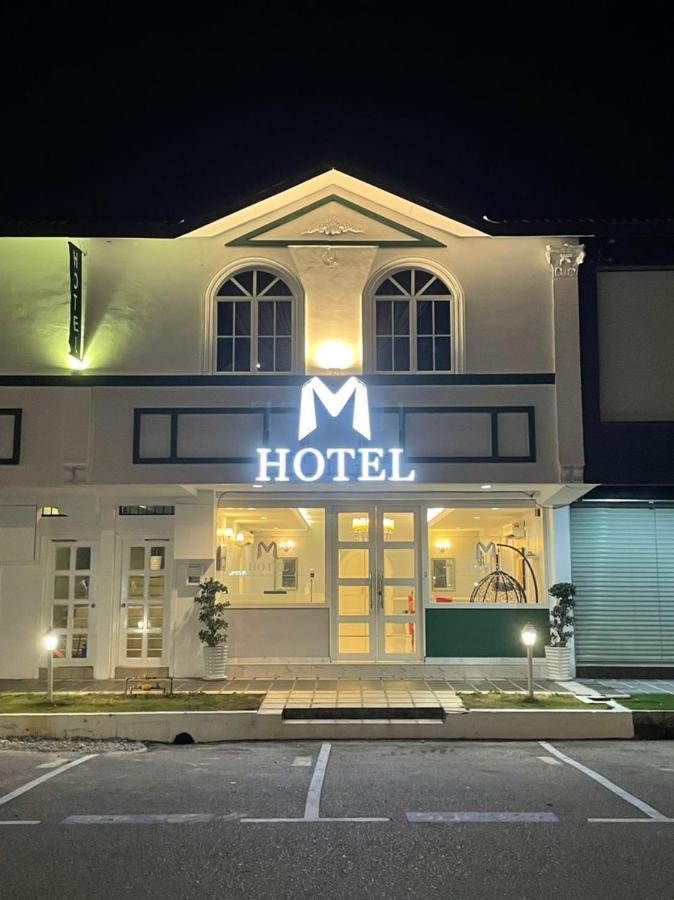 M Hotel 新山 外观 照片